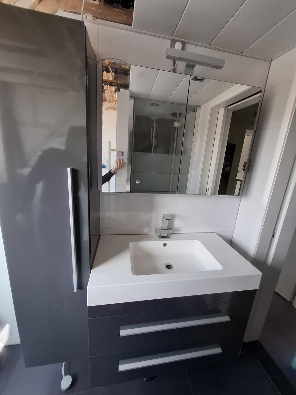 Badmeubel met kast gratis