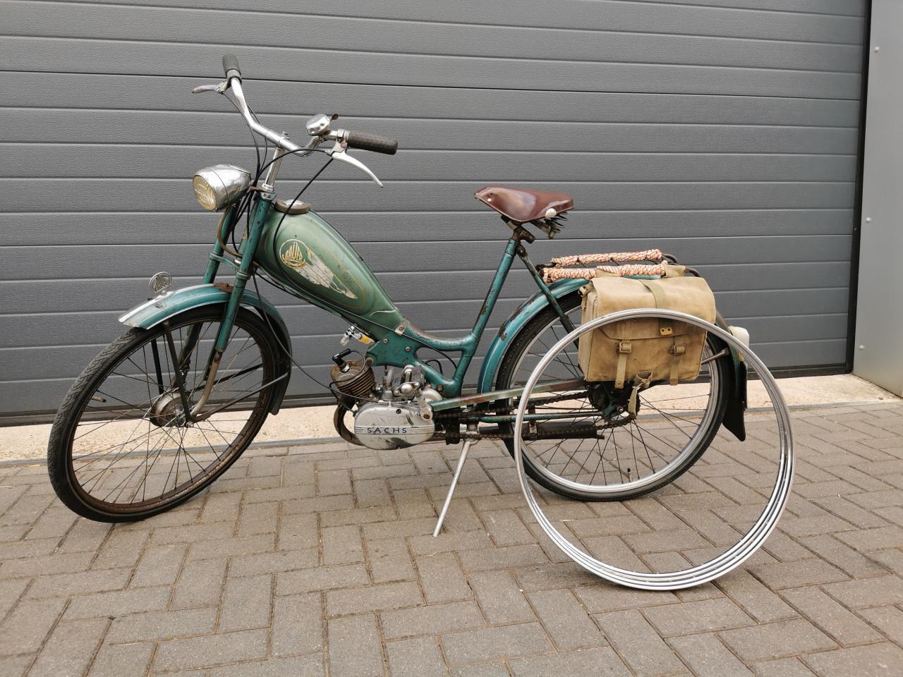 BAUER B50 BROMFIETS UIT 1954