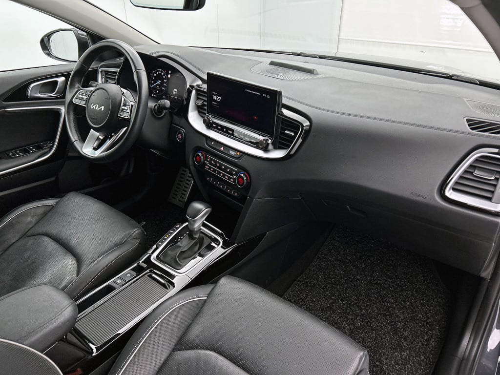 Kia Ceed Sportswagon 1.6 gdi phev dynamicplusline stoel verwarming/verkoeli