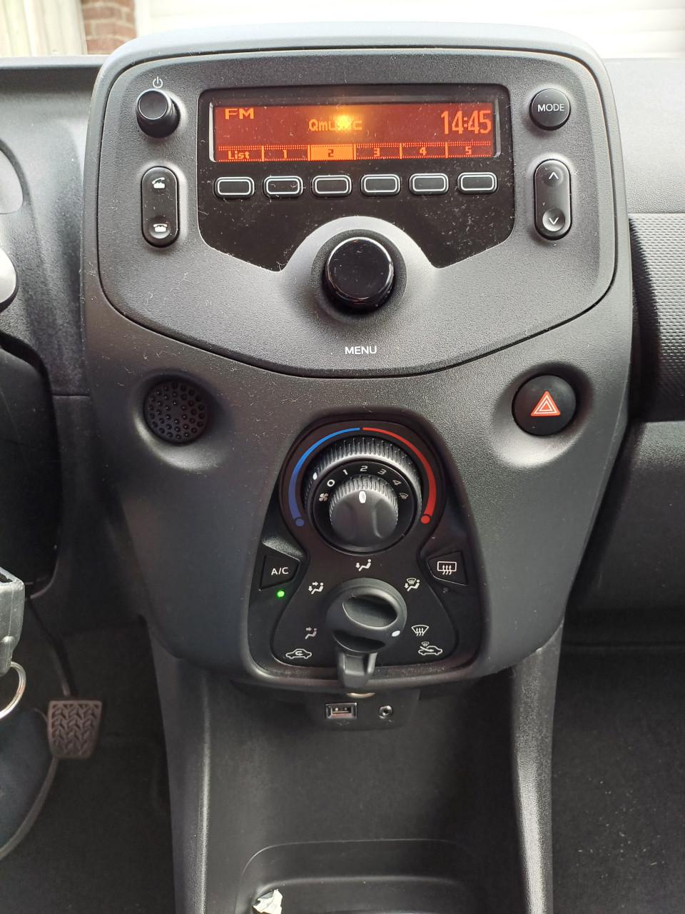 Te koop: Toyota Aygo 1.0 VVT-i x-fun – 2018 | Cool White | SB-970-B