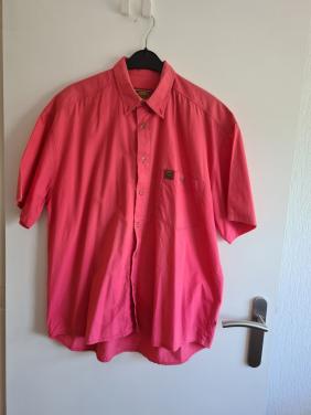 Mooi roze overhemd van het merk Love, maat L / XL