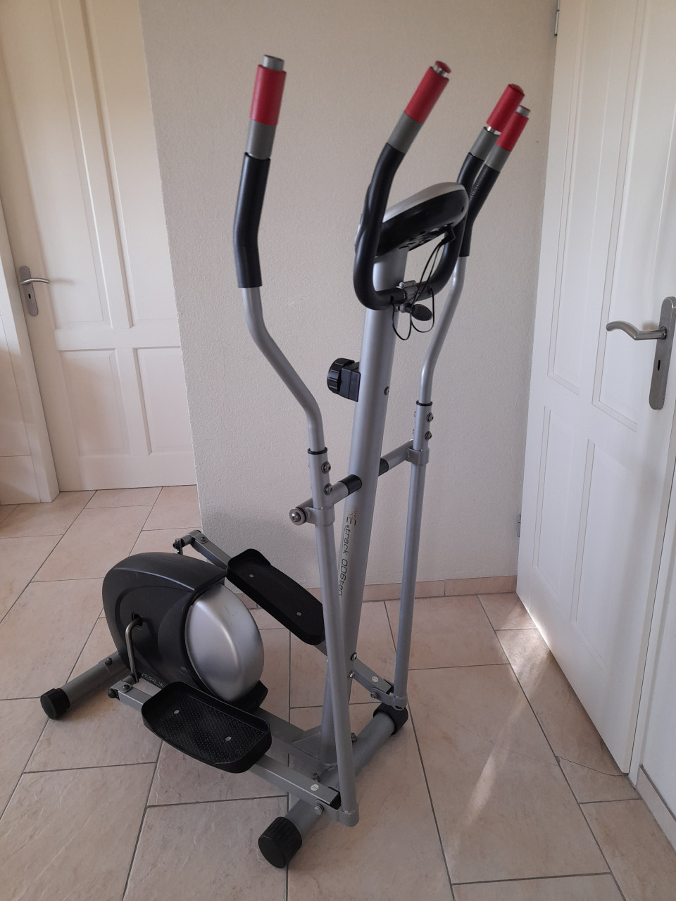 MPF Crosstrainer (werkt naar behoren) in goede staat