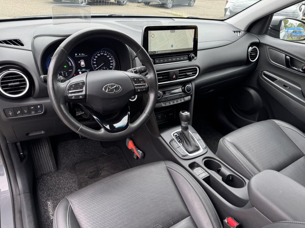 Hyundai Kona 1.6 gdi hev premium | trekhaak | head up-display | leder | sto