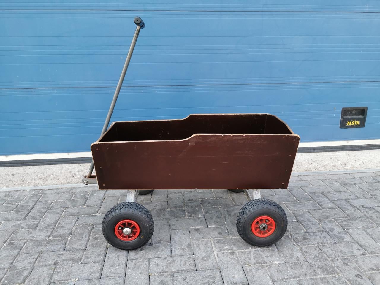 BOLDER WAGEN/ KAR
