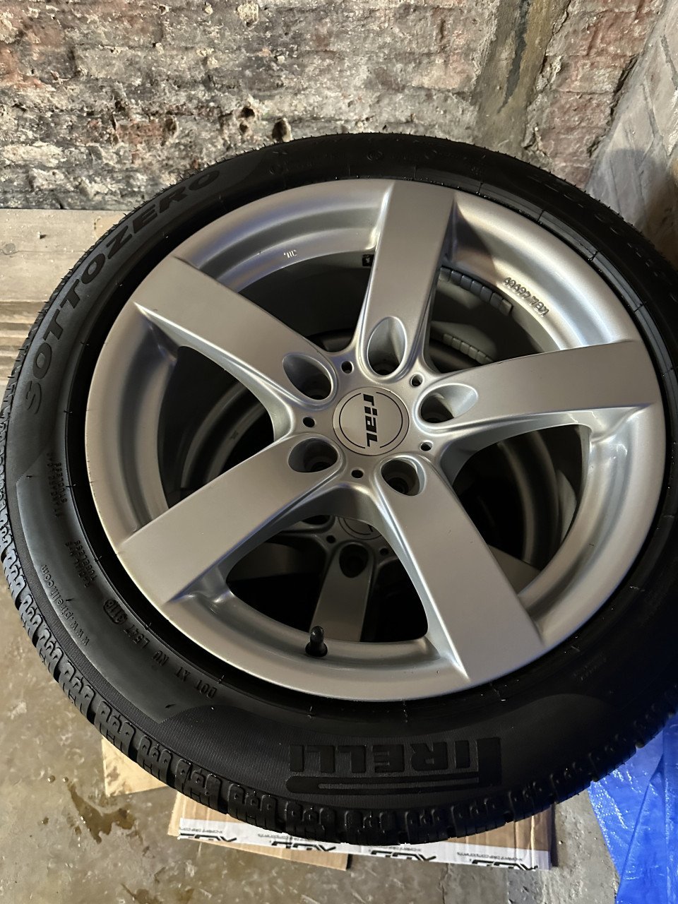 BMW 17 inch set