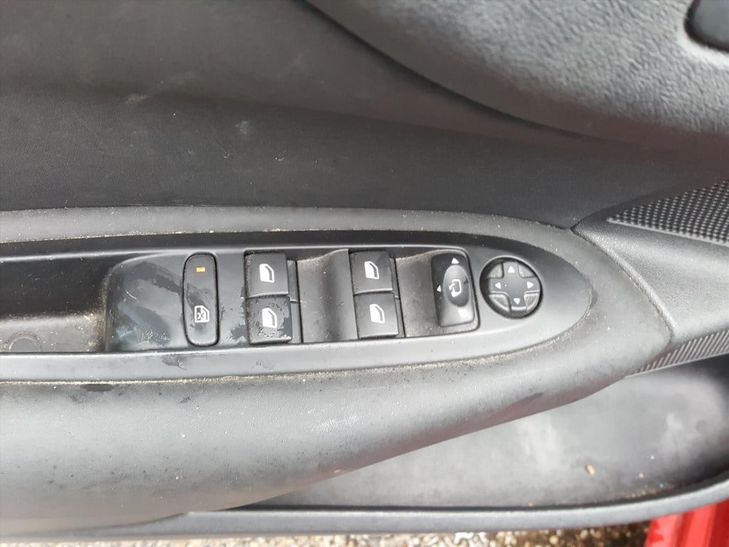 Citroen C4 1.2 e-thp 131pk collection trekhaak | cruise & climate control |