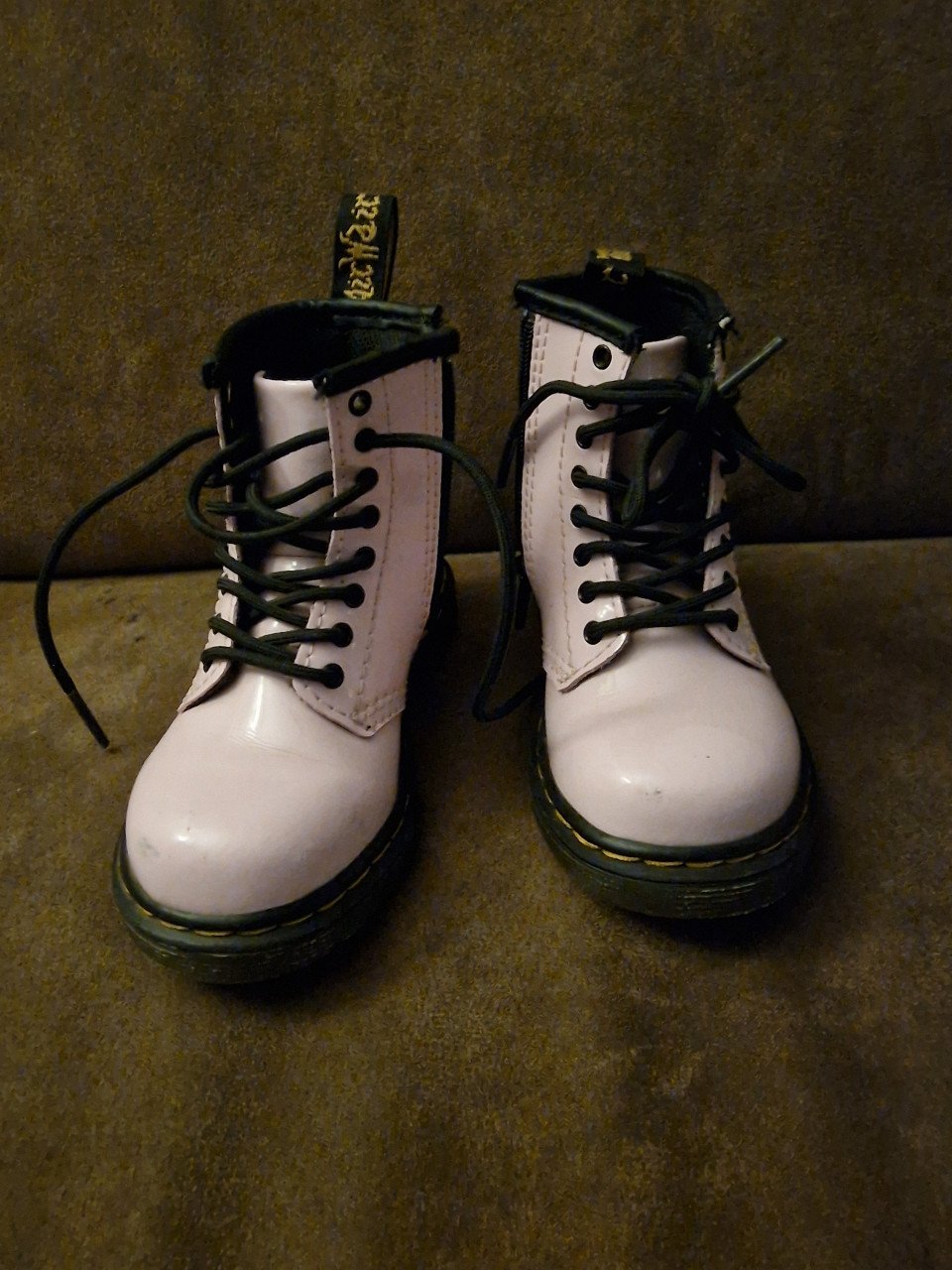 Dr martens roze maat 23