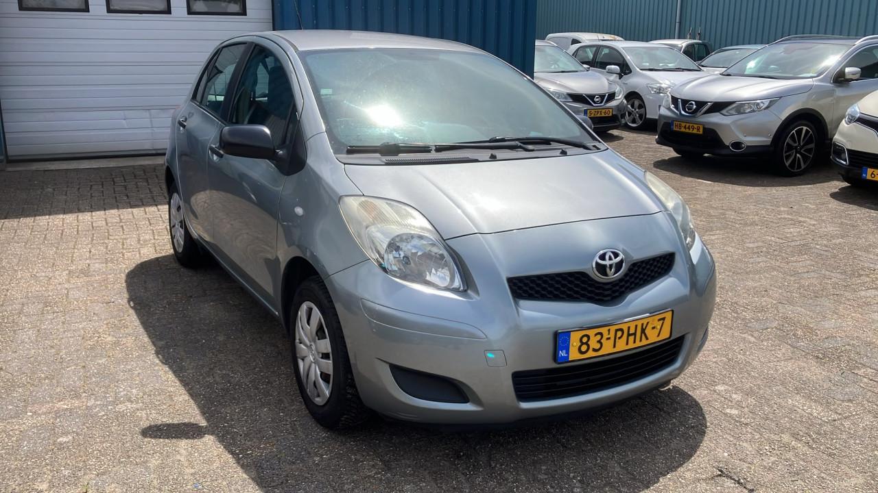 Toyota yaris 1.0 vwti acces 5 deurs airco