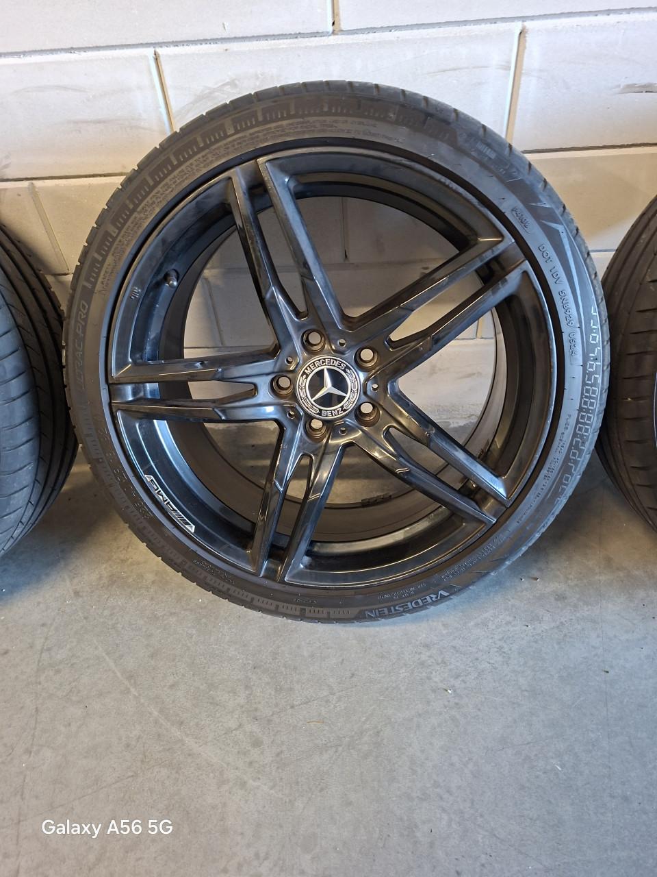 18 inch Mercedes velgen en banden
