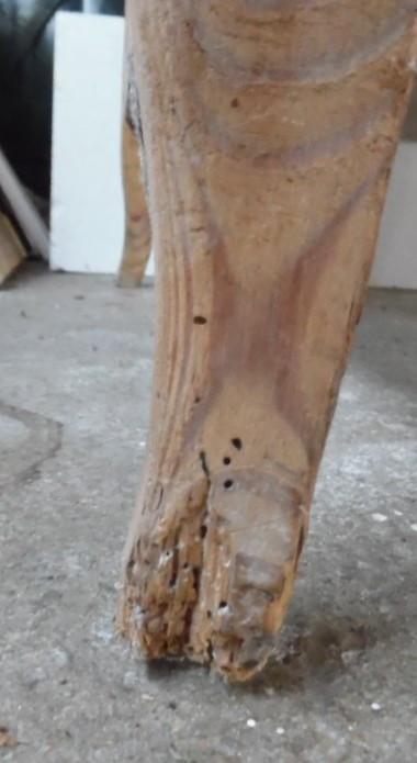 Antiek kastje grenenhout