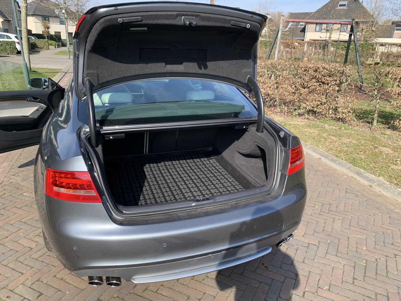 Audi S5 4.2L V8 te koop