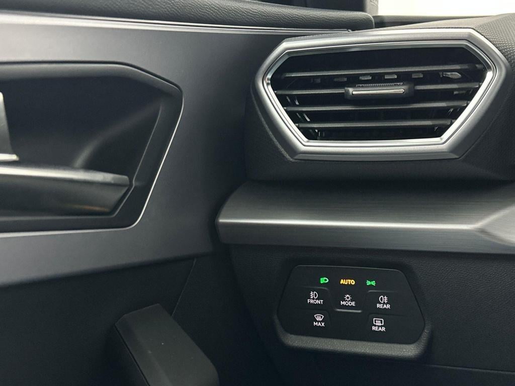 Seat Leon fr business 1.5 tsi ehybrid 150 kw / 204 pk statio