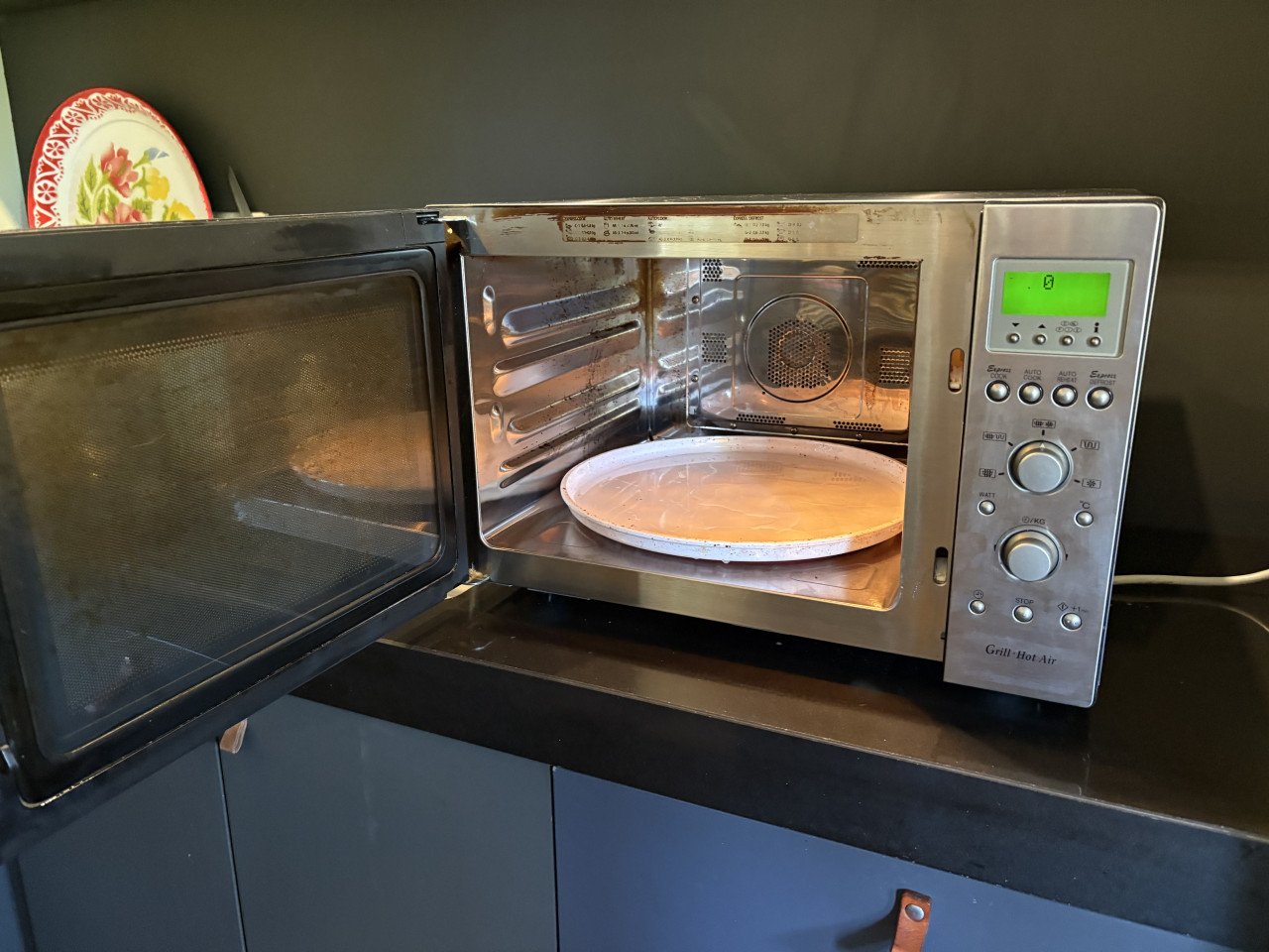 Sharp R-93ST AA,  Combi grill oven magnetron 40(!) liter!