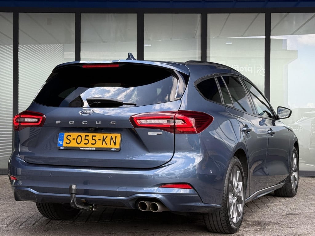 Ford Focus wagon 1.0 ecoboost hybrid st line style 17'' lmv | trekhaak | ke