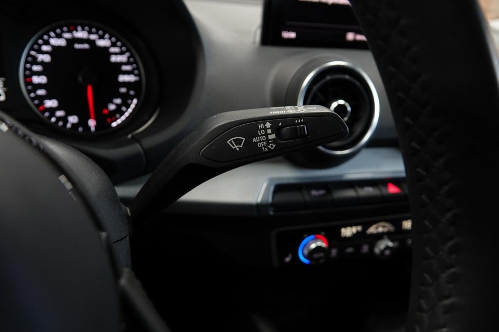 Audi Q2 35 tfsi | carplay | keyless | stoelverw. |