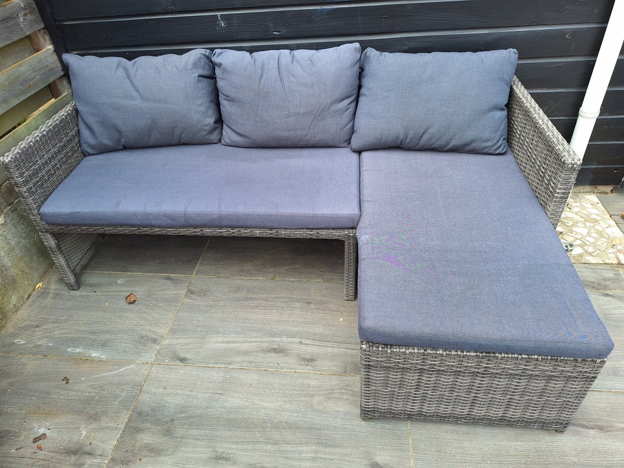 Loungebankje buiten