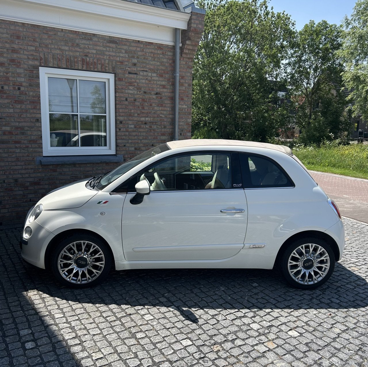 Fiat 500c  cabrio 0.9 twinair rock millions edition