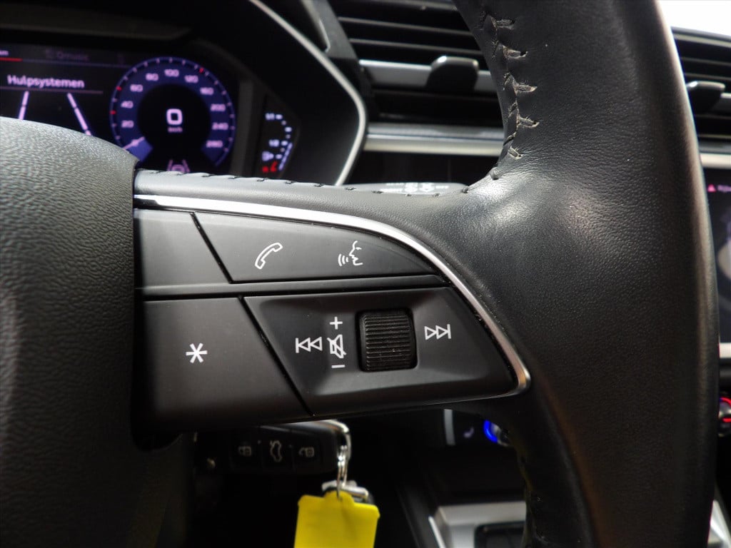 Audi Q3 35 tfsi 150pk s tronic advanced exterieur