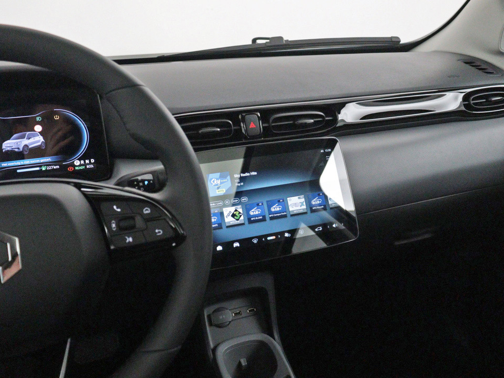 Leapmotor T03 design | rijklaar | adaptive cruise control | panoramadak | a