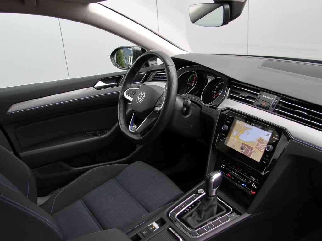 Volkswagen Passat variant 1.4 tsi phev gte 218pk | matrix led | camera