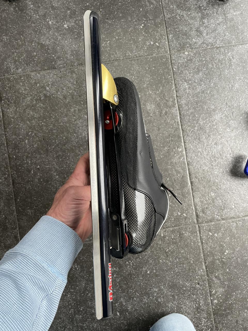 Evo Xenon maat 43 met Raps V8 klapschaats