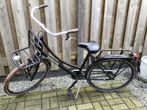 2 Herenfietsen aangeboden. 1x 26 inch + 1x 28inch