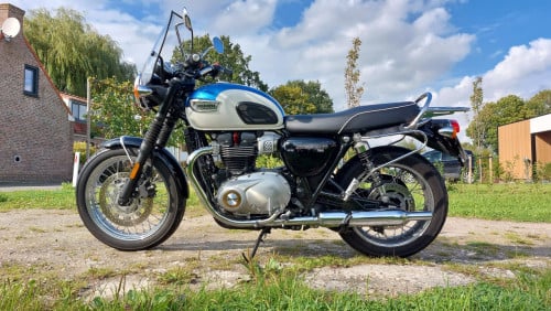 Triumph Bonneville T100