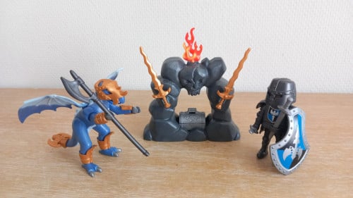 Playmobil draak met ridder en schat setnr 5657
