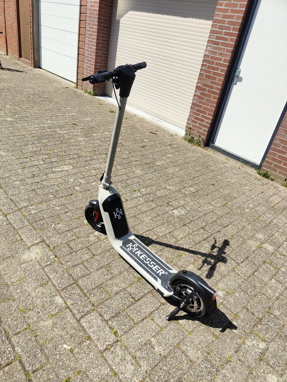 Kesser e-scooter electrische step