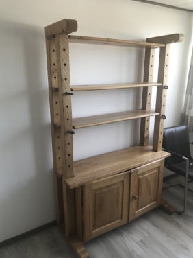 Massief houten kaaskast