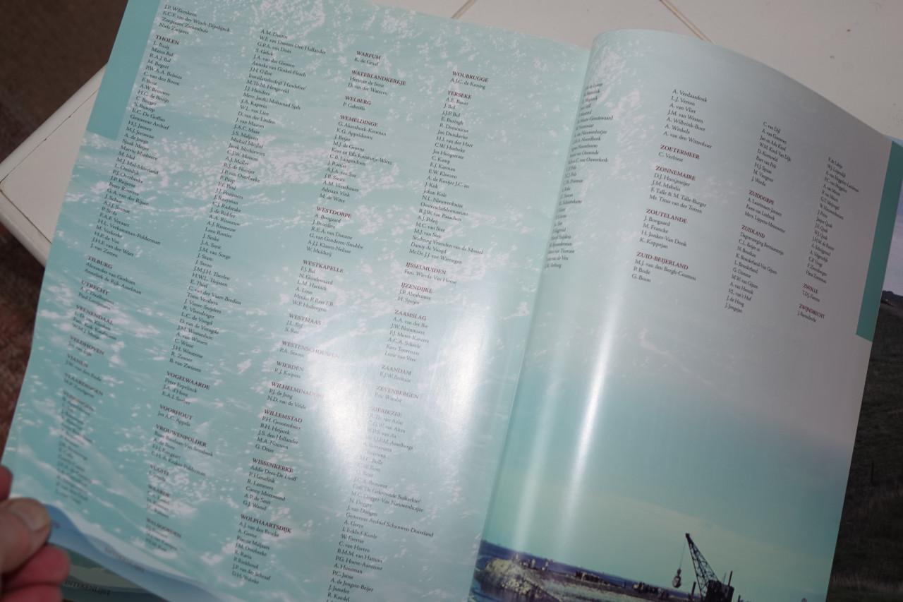 Watersnood Kees Slager boek van 5 kilo over al de dorpen van zeeland