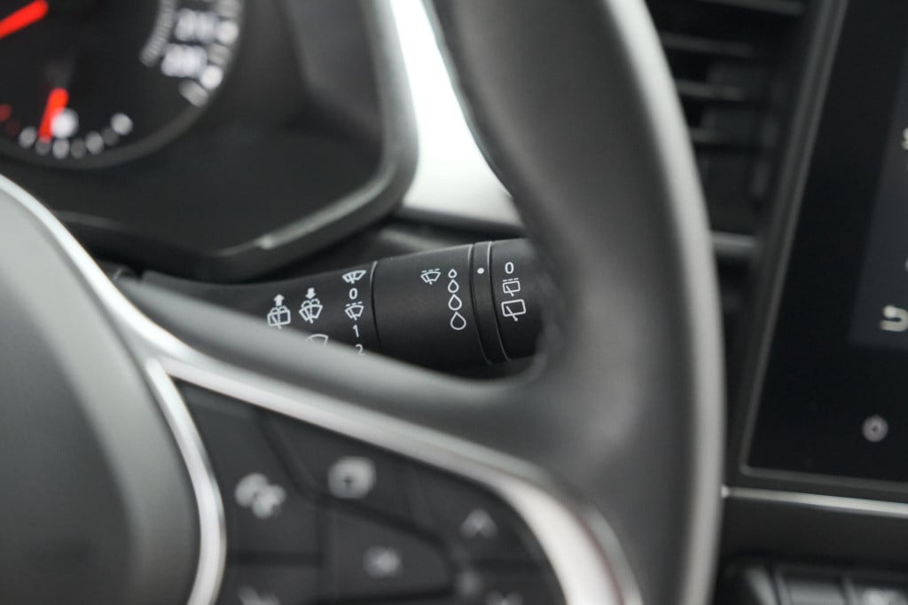 Renault Captur tce 100 zen | apple carplay | cruise control | dab+ radio