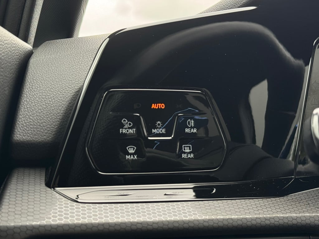 Volkswagen Golf 1.4 ehybrid gte * iq lights * stoel + stuurverwarming * 100