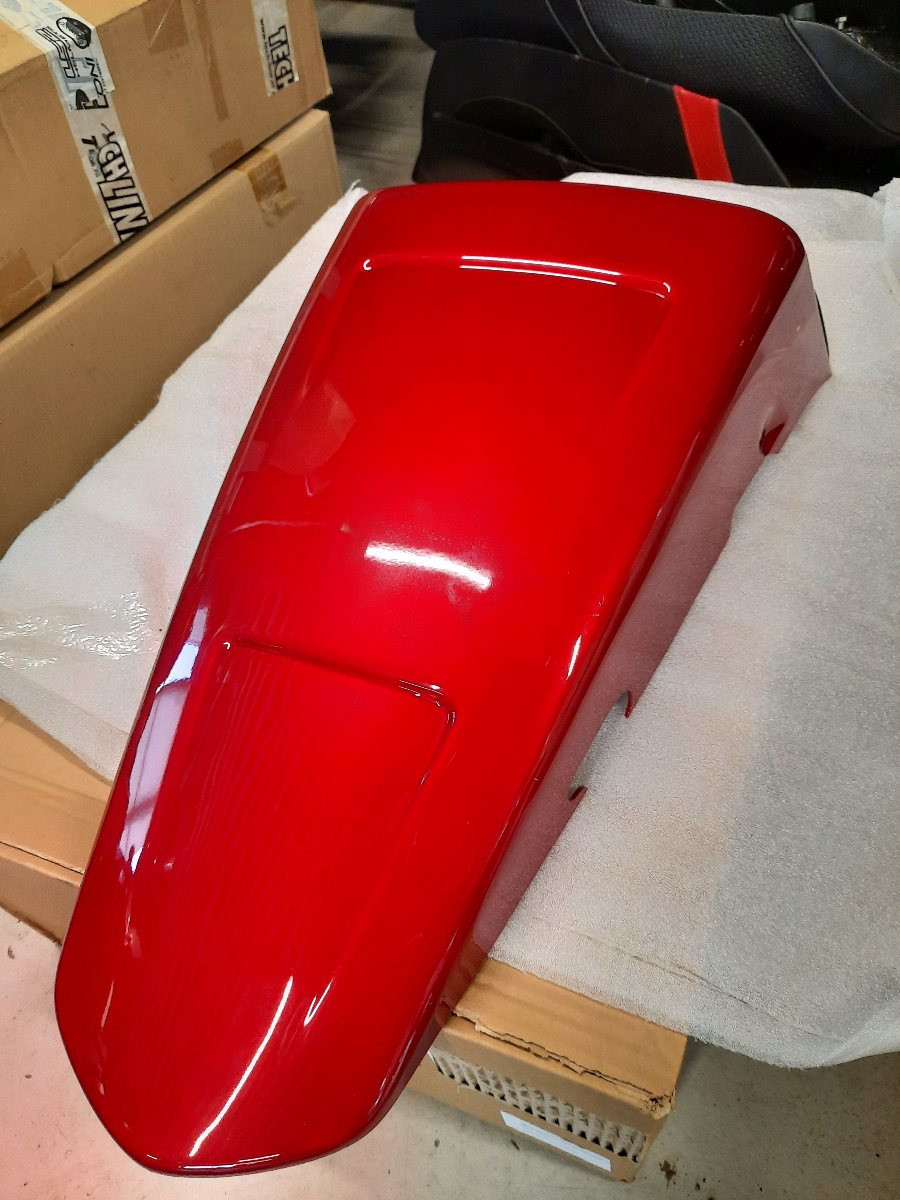 Nieuwe ruitjes,huggers,radiator covers,undertails,bellypan