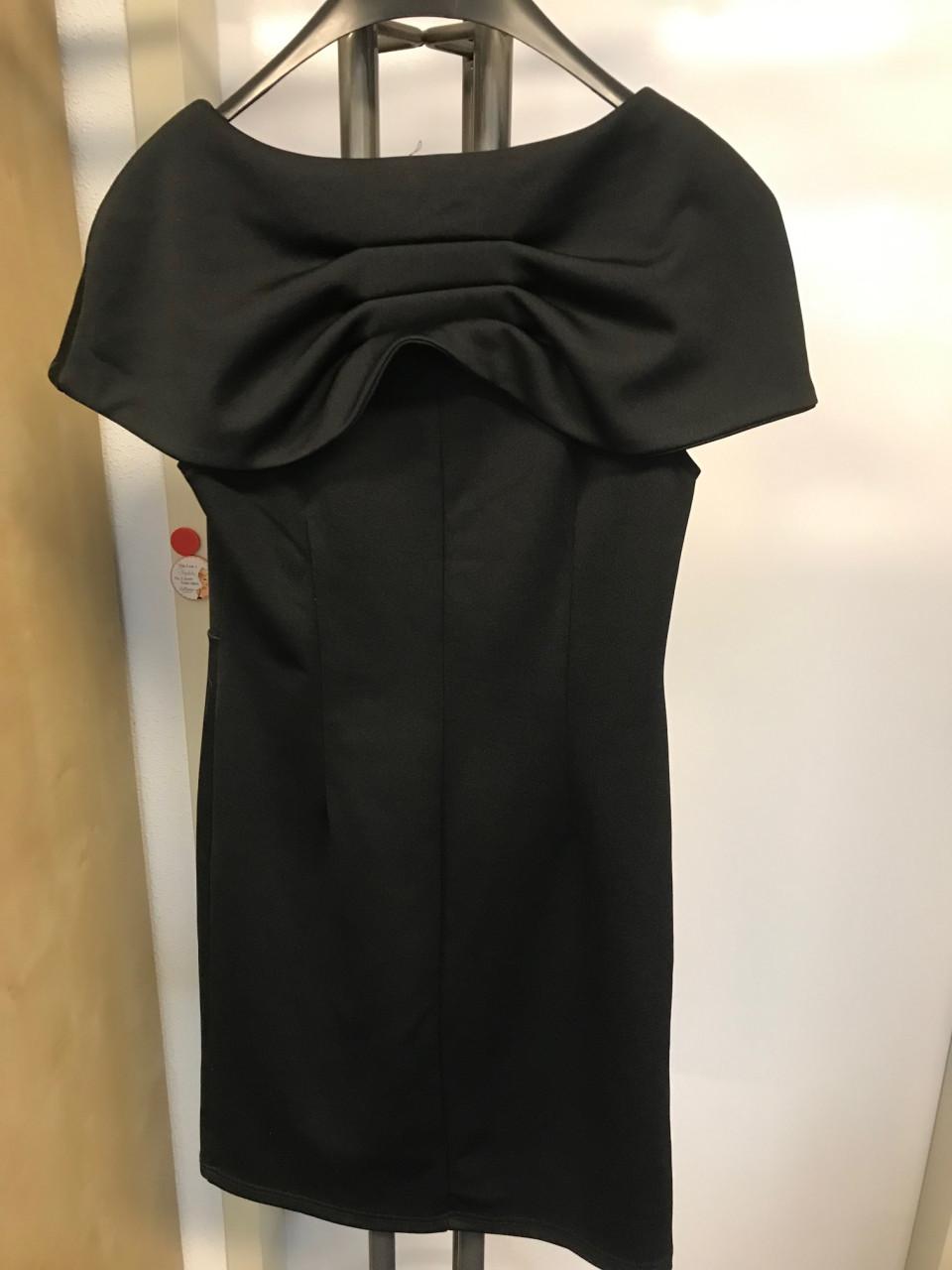 Jurkjes o.a. Nikkie Plessen en Josh V