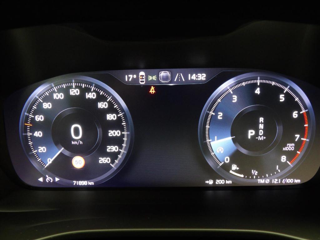 Volvo XC40 t3 163pk geartronic momentum core