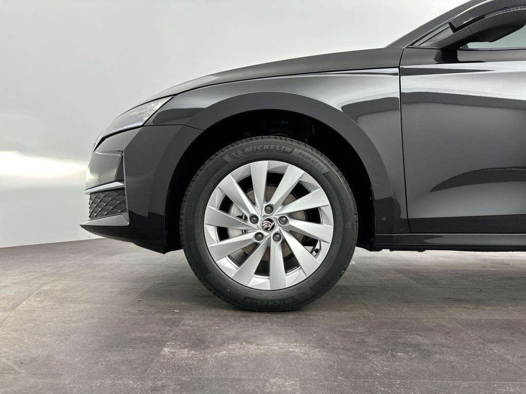 Skoda Octavia first edition 1.5 tsi m-hev 85 kw / 115 pk hatchba