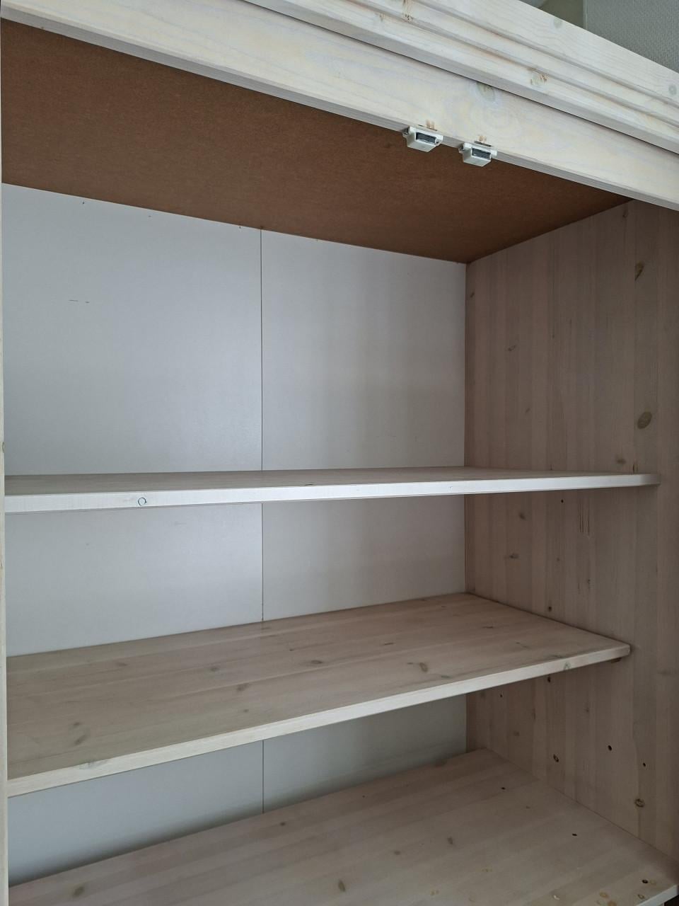 Hoge kast