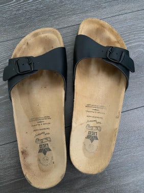 Te koop slippers