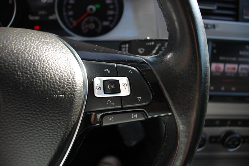 Volkswagen Golf variant 1.0 tsi business edition connected | dsg | achterui