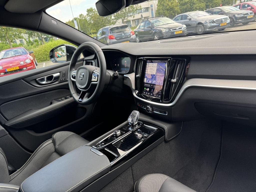 Volvo V60 2.0 t6 plug-in hybrid awd plus dark trekhaak|complete auto