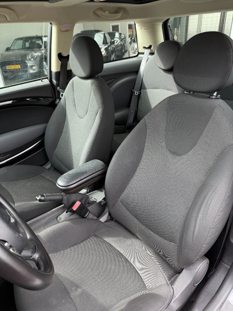 Mini One 1.6 malist - pano - nieuwe koppeling