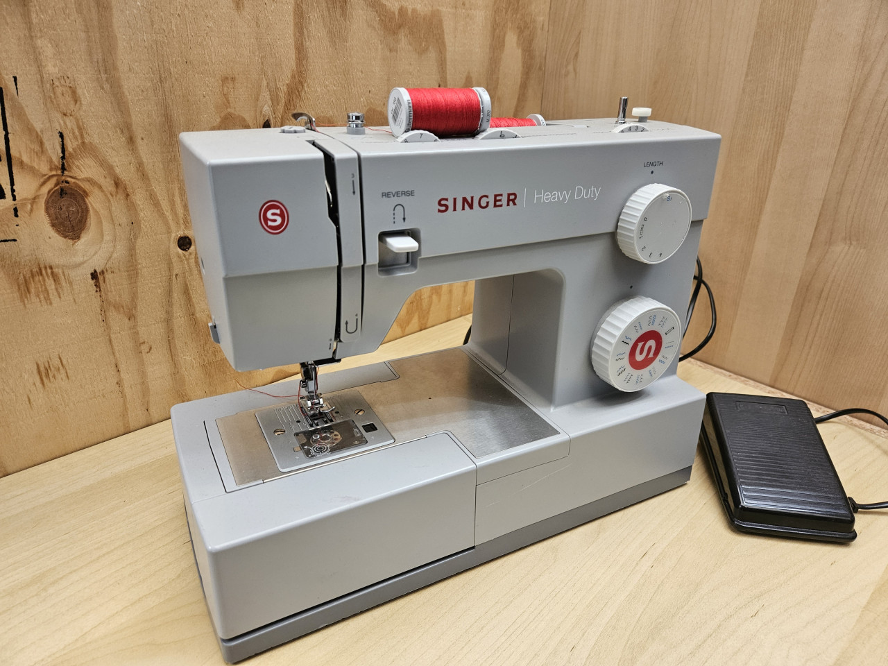 SINGER Heavy Duty naaimachine
