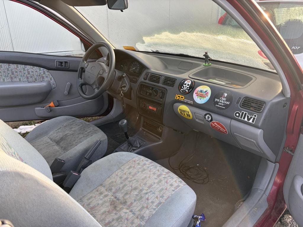 Toyota Starlet 1.3-16v/inruilkoopje/zo mee!/ apk tot 05-10-2026/
