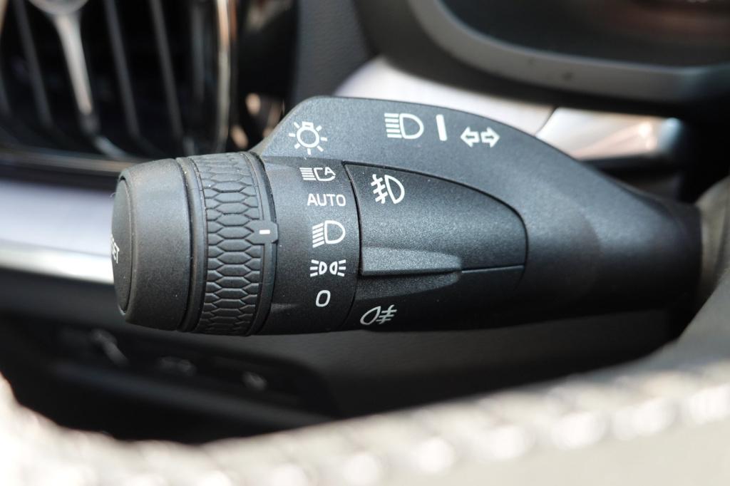 Volvo V60 2.0 t6 recharge awd business pro