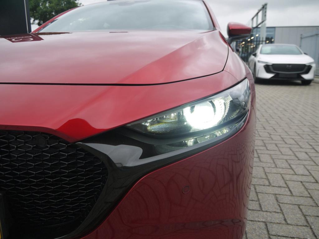 Mazda 3 2.0 e-skyactiv-g m hybrid 122 luxury|rijklaar|trekhaak