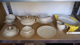 Klassiek      ontbijt / lunch servies    19,95