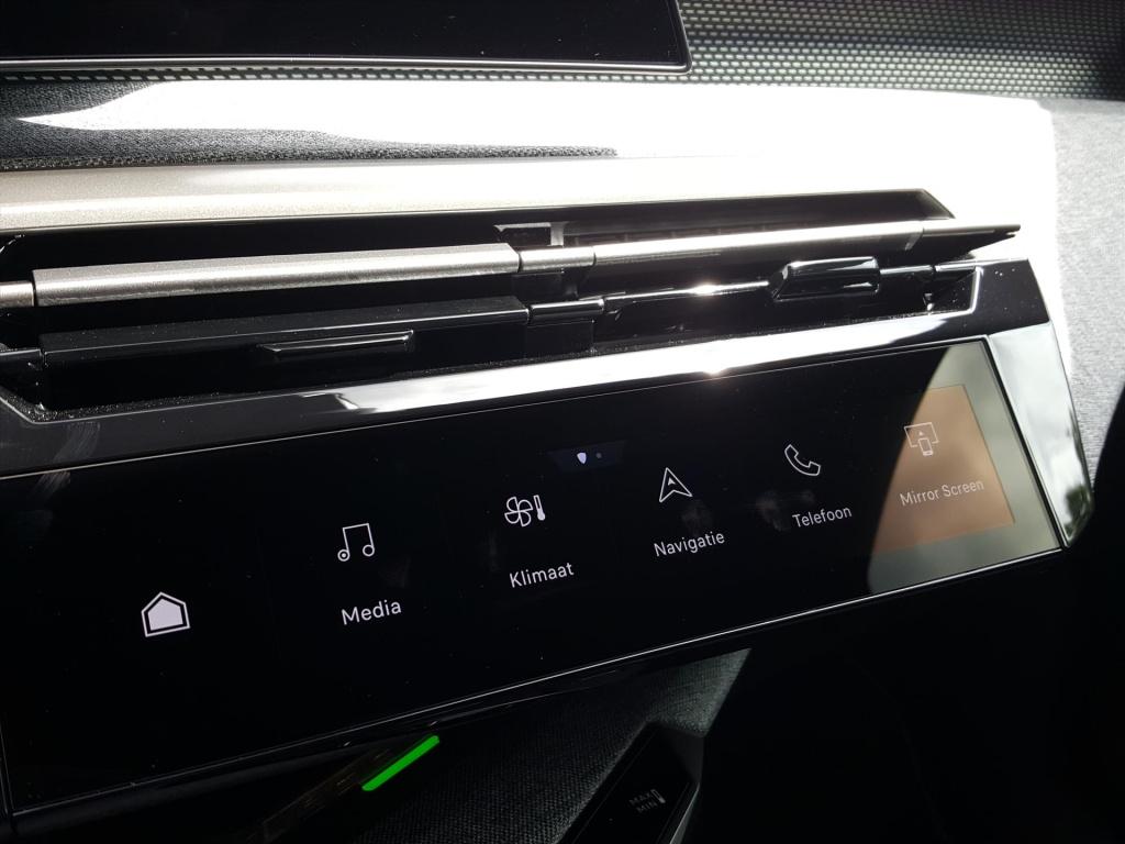 Peugeot E-3008 ev 73 kwh 210pk gt avantage apple carplay & android auto | n
