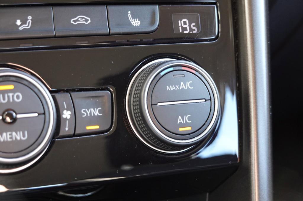 Volkswagen T-roc 1.5 tsi sport