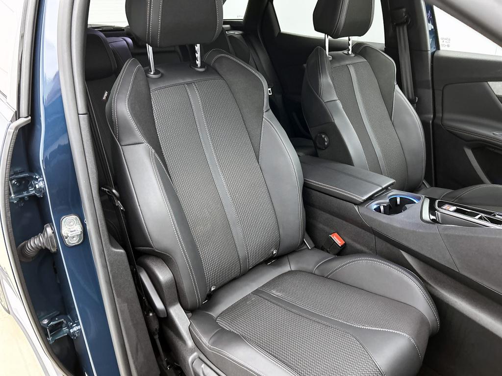 Peugeot 3008 hybrid 145pk automaat gt | rijklaar | adaptive cruise | stoelv